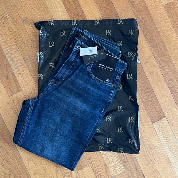 NWT Banana Republic Straight Jean - size 30 - Picture 4 of 8